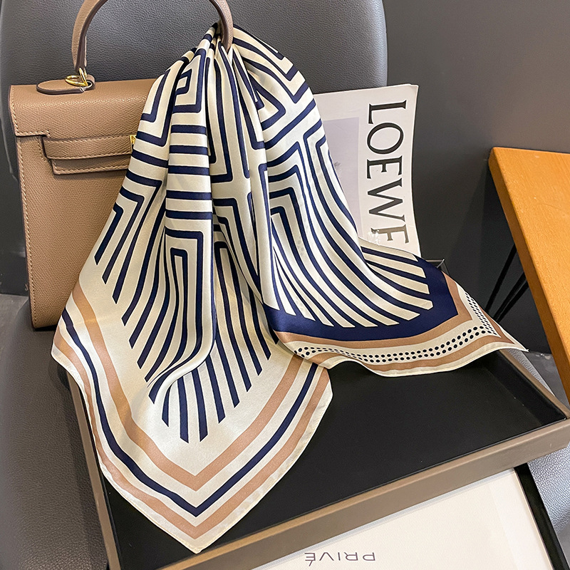 Luxury Brand Neckerchief Sprin - Wrist Wraps ulasan dan harga